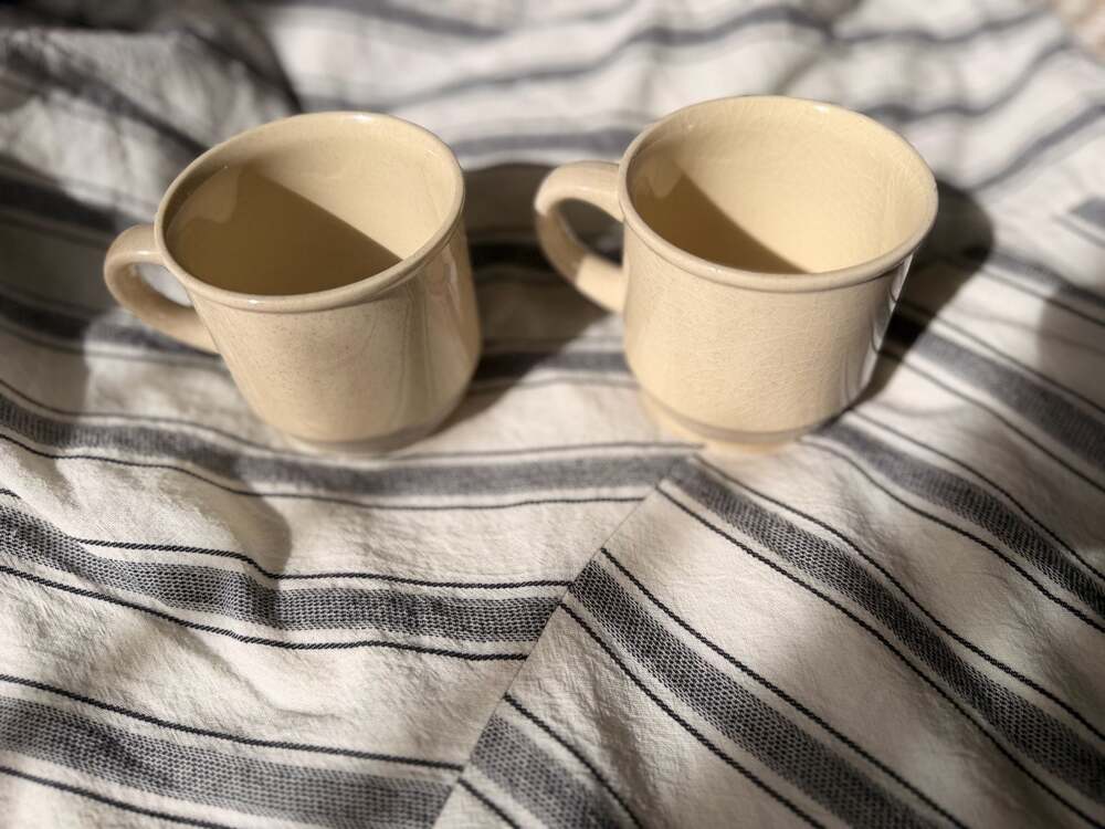 Cottage Collection Vintage Stoneware Coffee Mugs Japan Set of 2